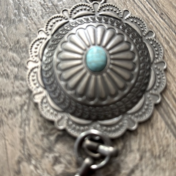 Montana West Linked Concho Chain Belt, antique silver tone,faux turquoise stones - Picture 2 of 8